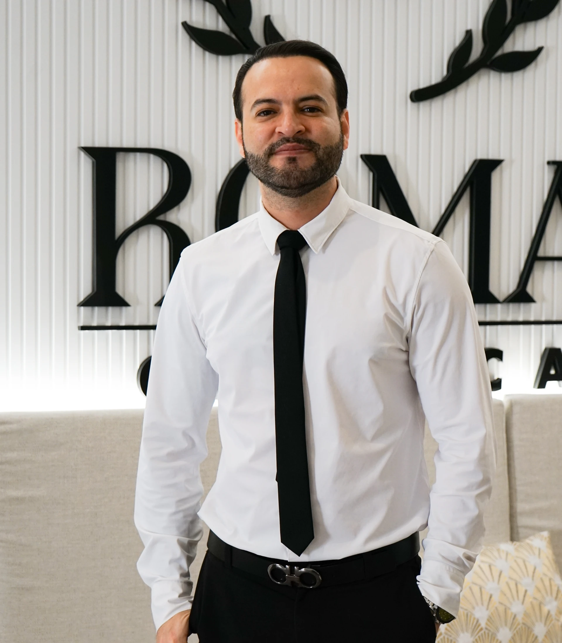 Imagen Dr. Hugo Valenzuela, especialista en medicina estética Málaga